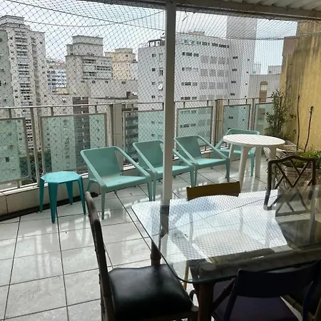 Flat Pitangueiras 100 metros da praia-3